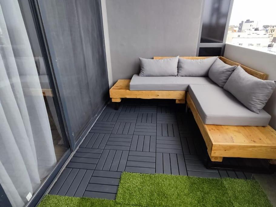 Superbe Appartement Avec Parking Gratuit Et Garde Dakar Kültér fotó